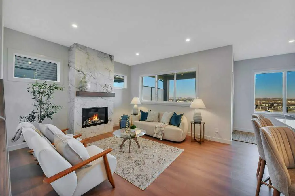 7 Vincent Gate