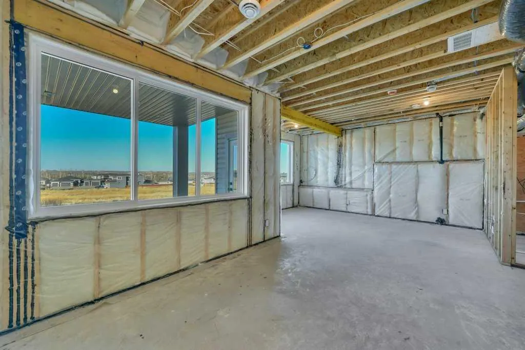 7 Vincent Gate