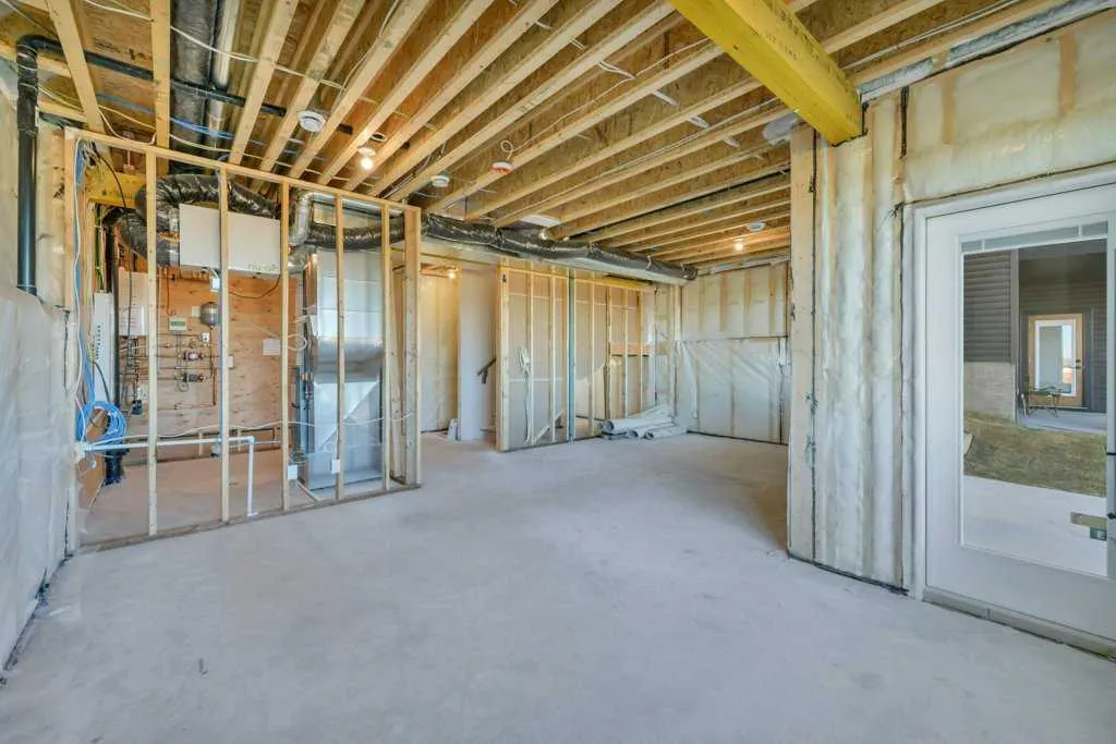 7 Vincent Gate