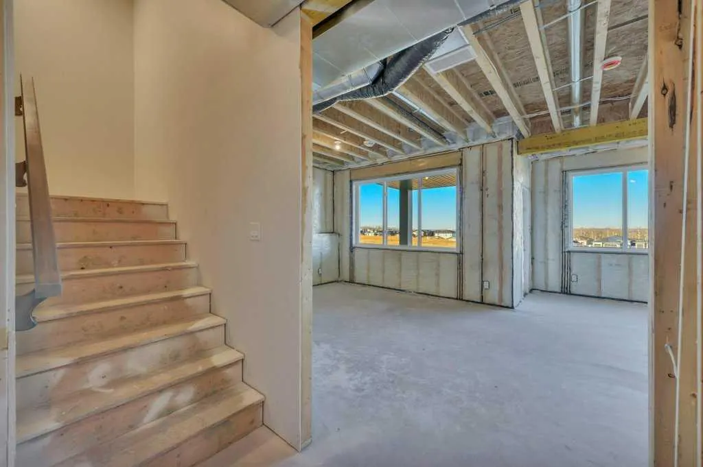 7 Vincent Gate