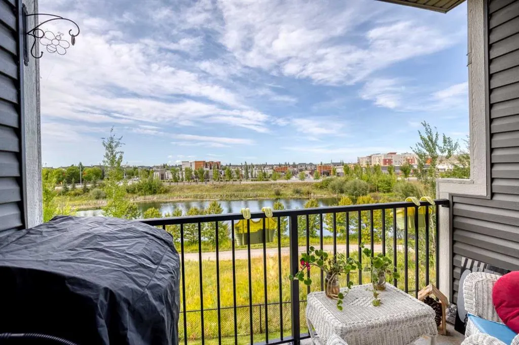 250 FIRESIDE View #309