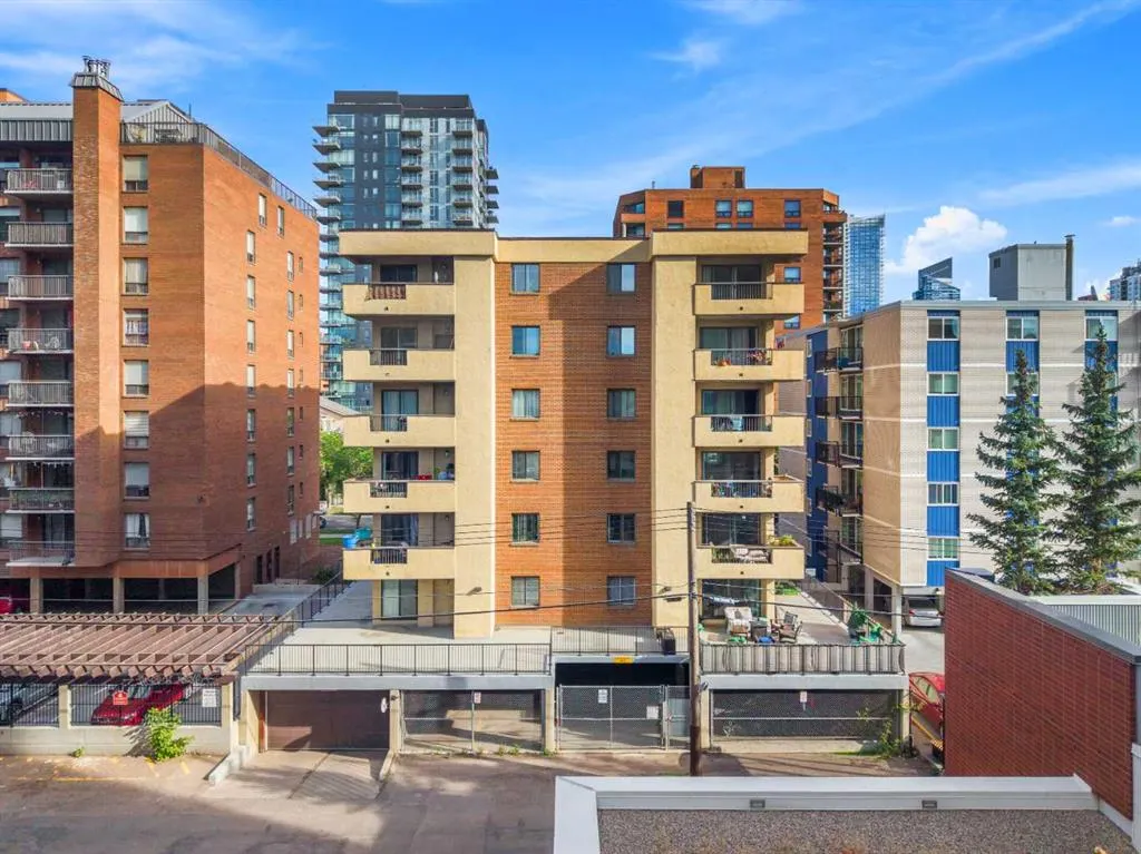 1311 15 Avenue SW #101