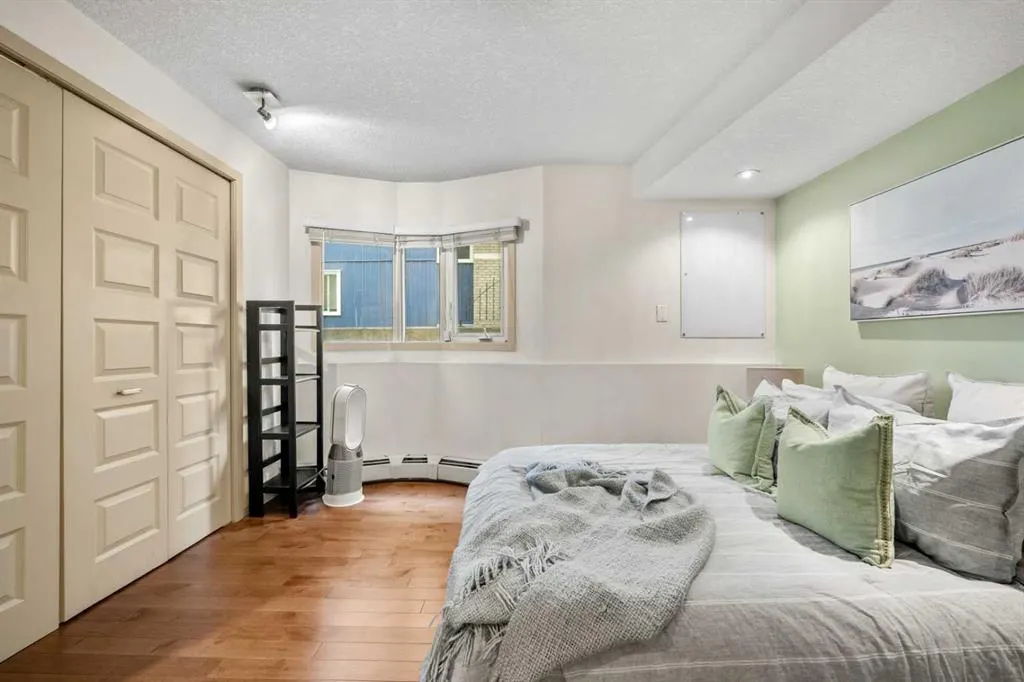 1311 15 Avenue SW #101