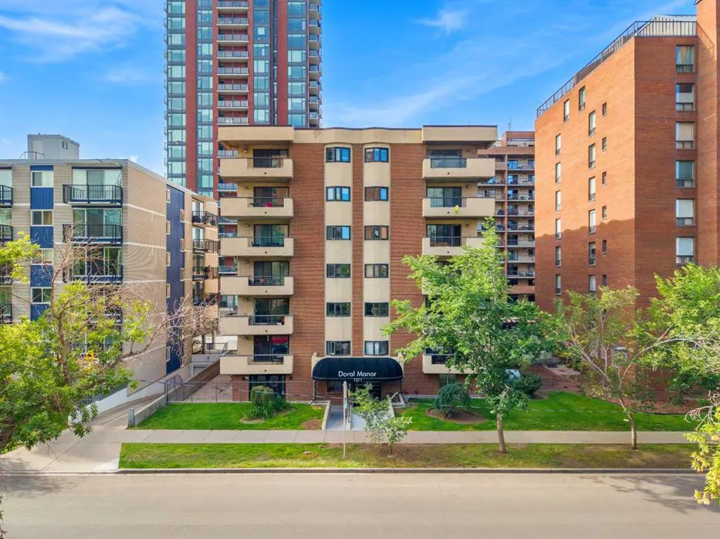 1311 15 Avenue SW #101