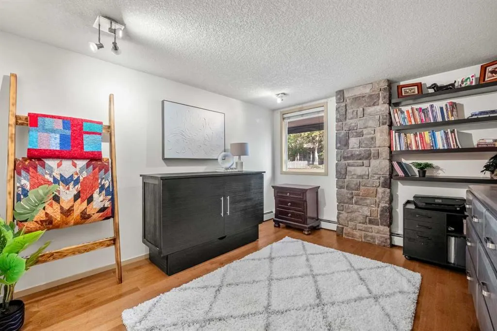 1311 15 Avenue SW #101