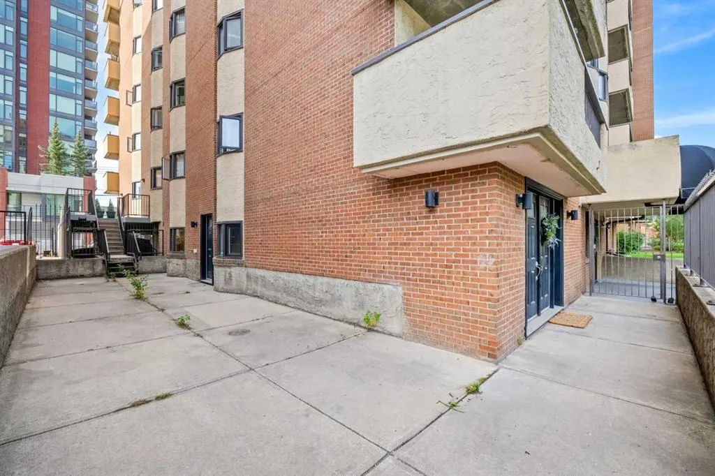 1311 15 Avenue SW #101