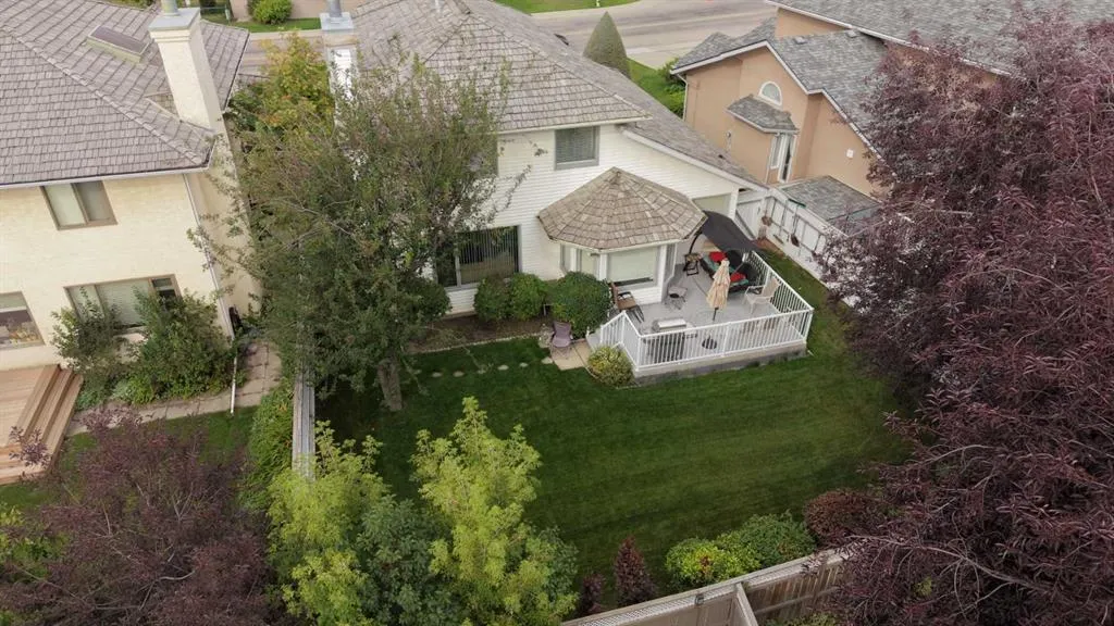 331 Douglas Woods Drive SE