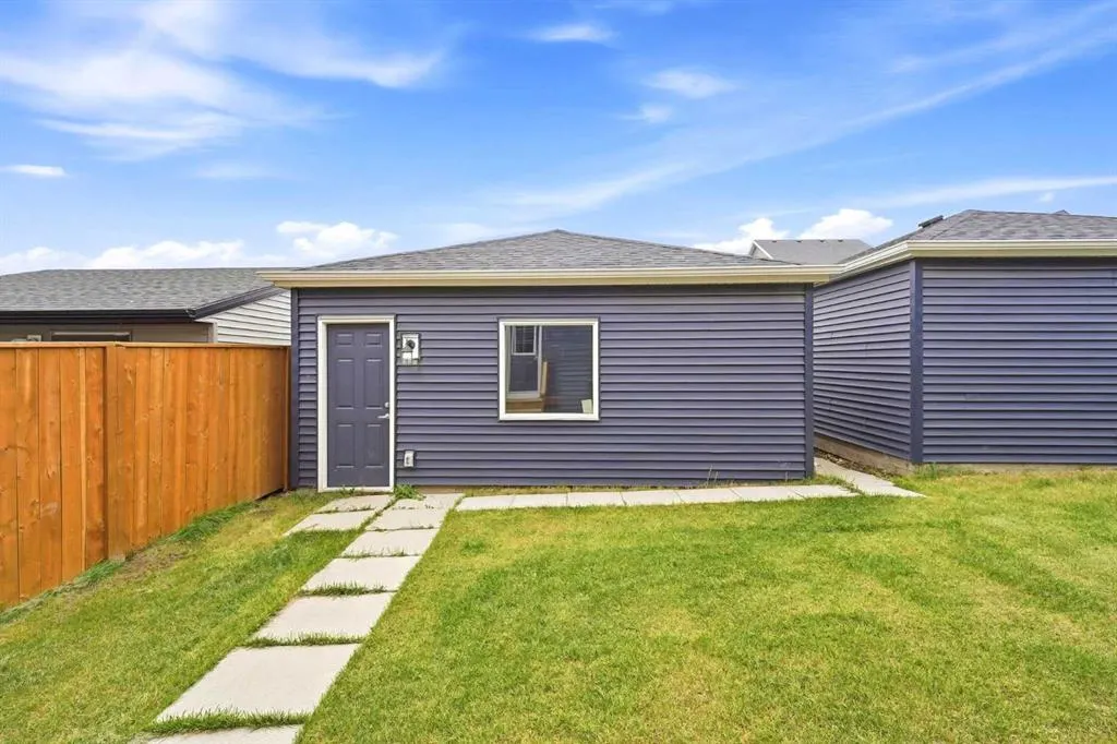 107 Aquila Drive NW