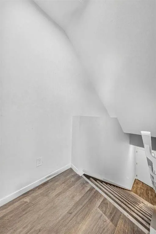 389 Cornerbrook Road NE