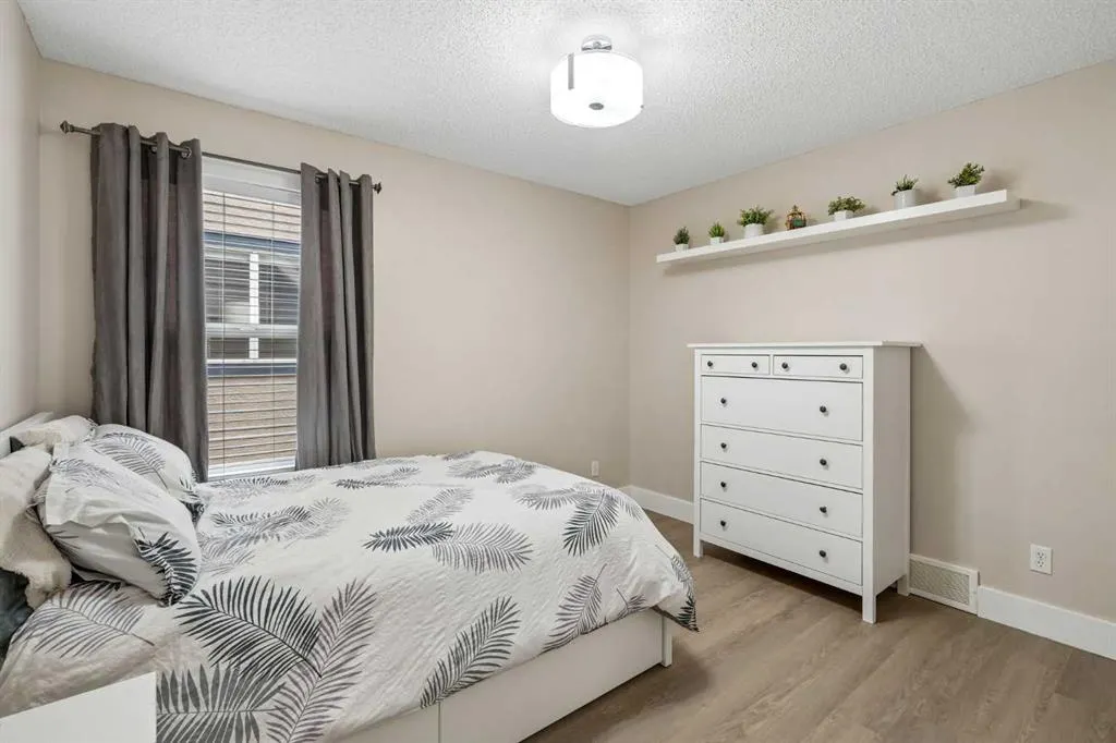 45 Mahogany Terrace SE