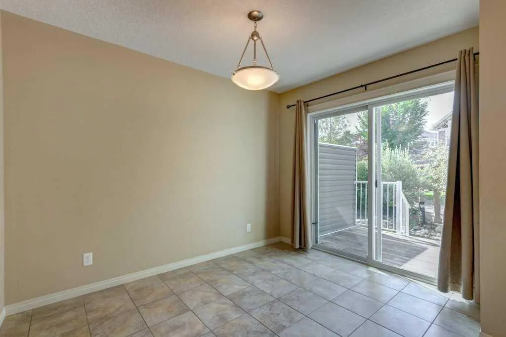 409 Cranberry Park SE