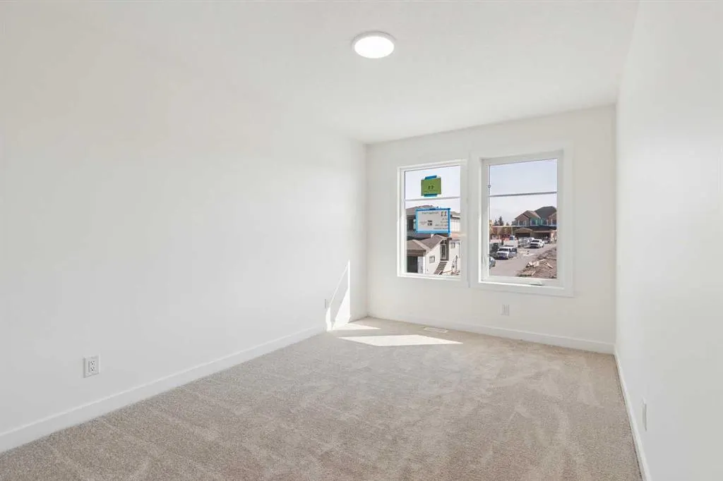 27 Heritage Point