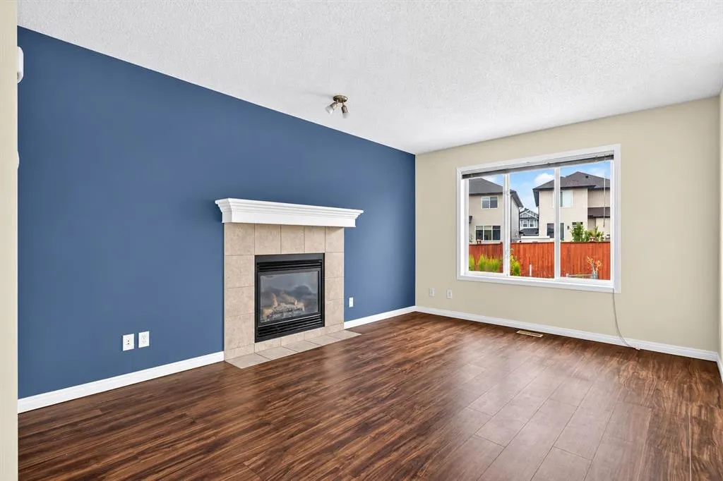 11 Saddlebrook Mews NE