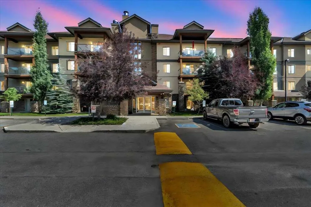 92 Crystal Shores #2408