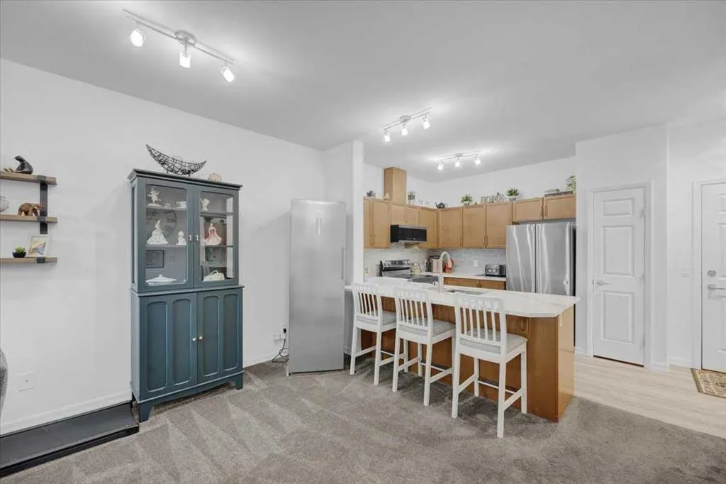 92 Crystal Shores #2408