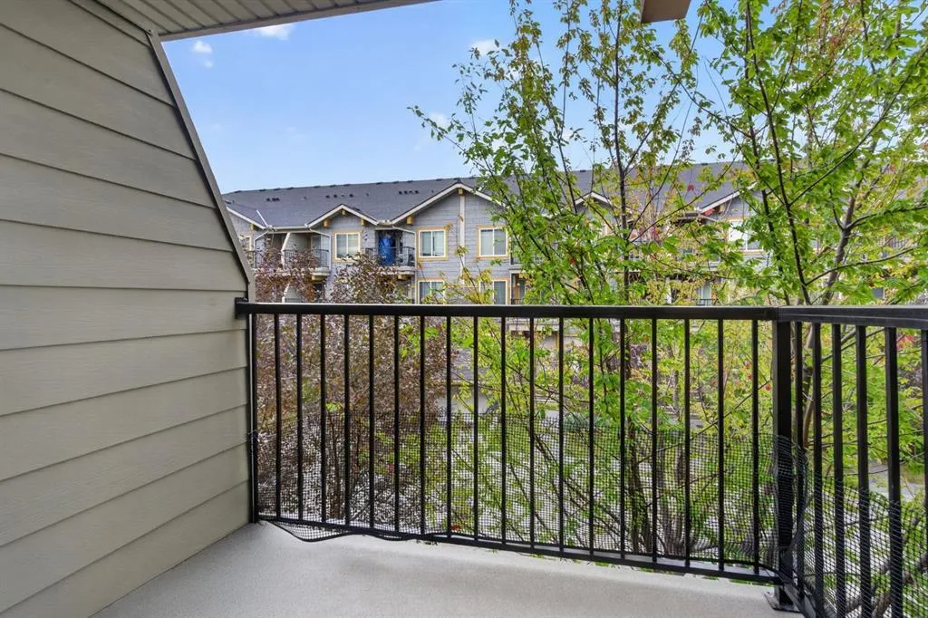 241 Mckenzie Towne Lane SE