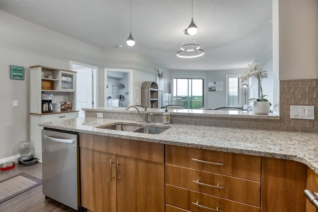 15 Sunset Square #2203