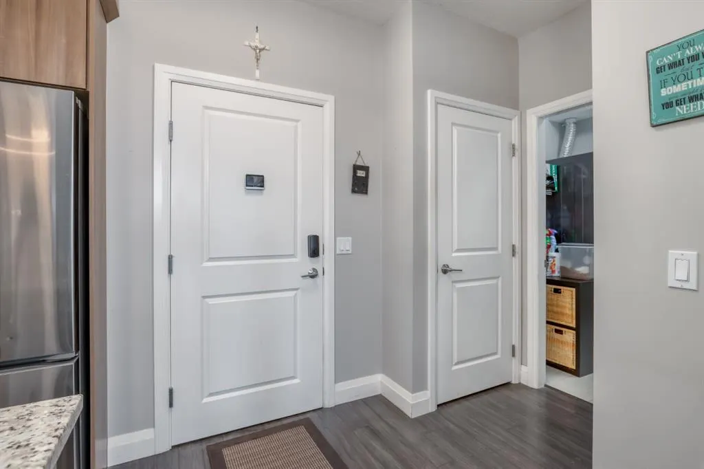 15 Sunset Square #2203