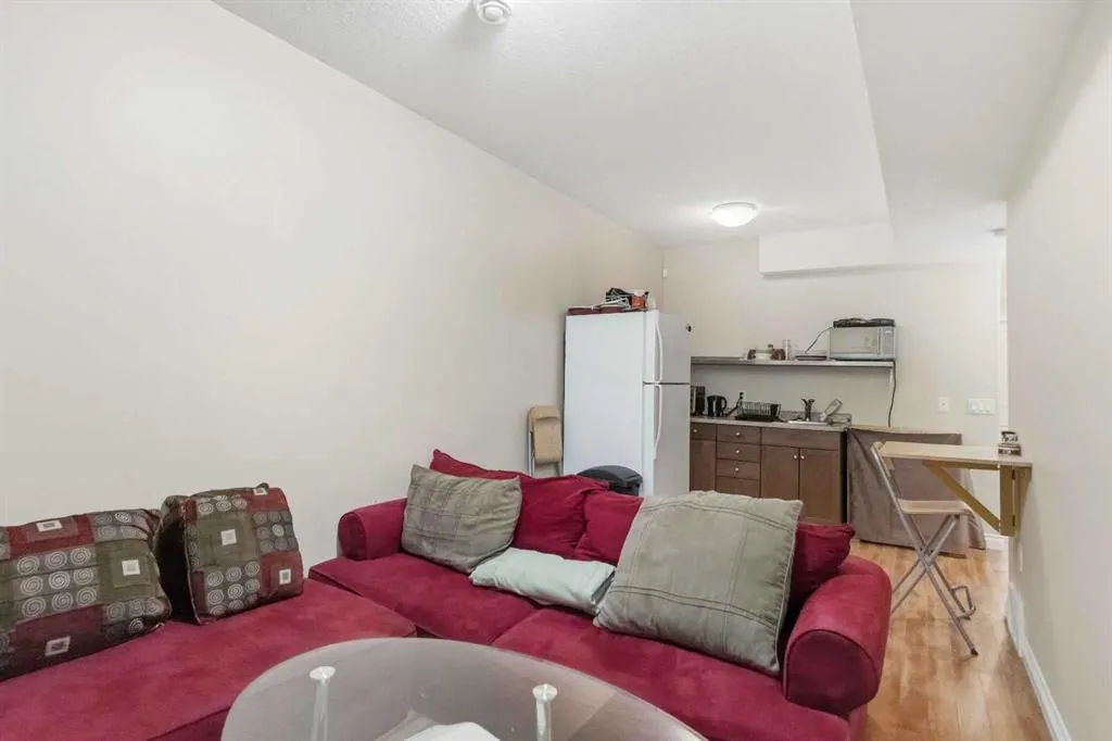 173 Crabapple Way
