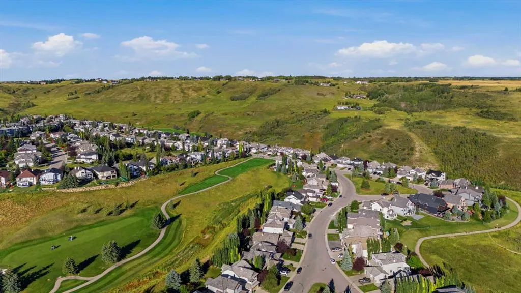 310 Gleneagles View