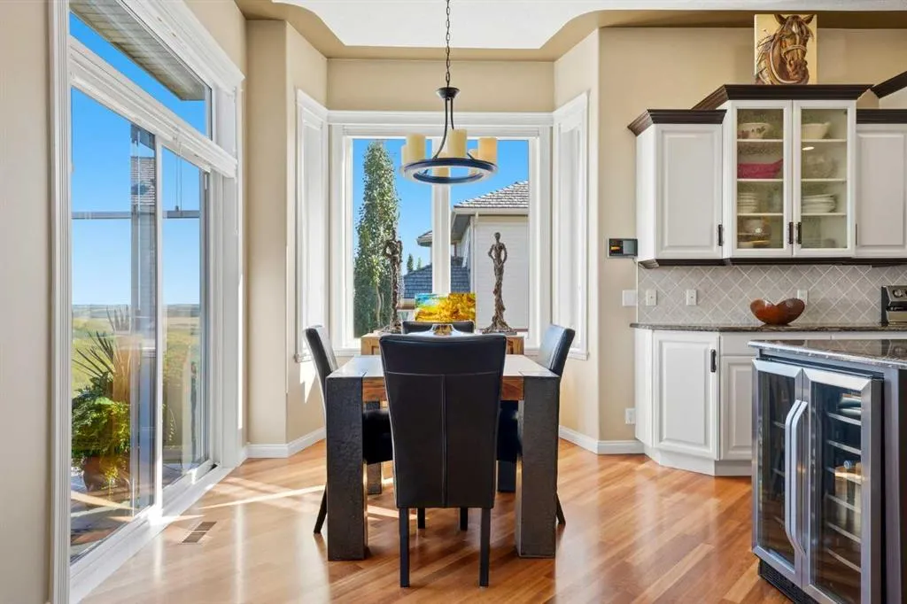 310 Gleneagles View