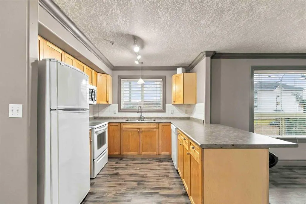 38 Riedel Street #2205