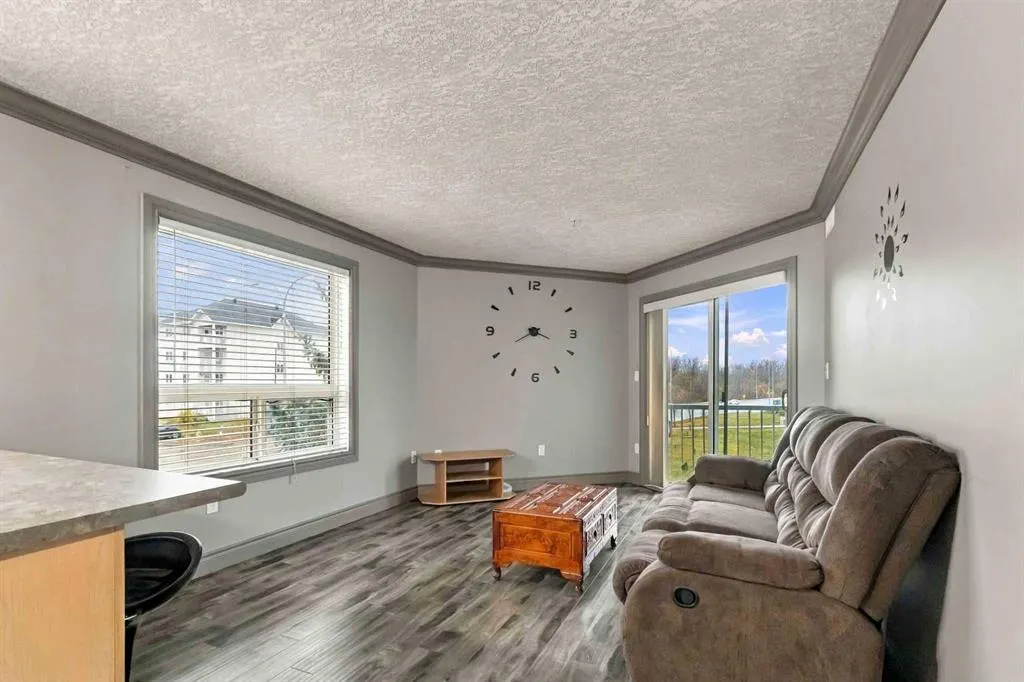 38 Riedel Street #2205