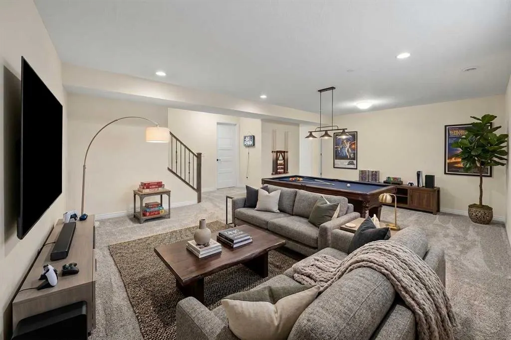 110 Kinniburgh Road