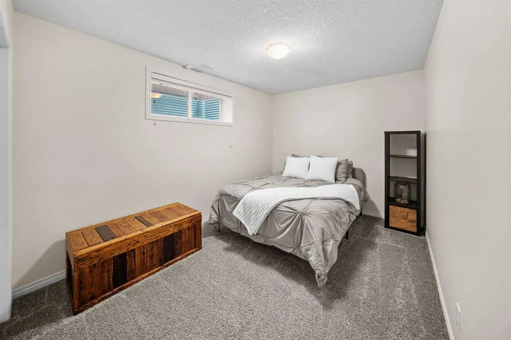 110 Kinniburgh Road