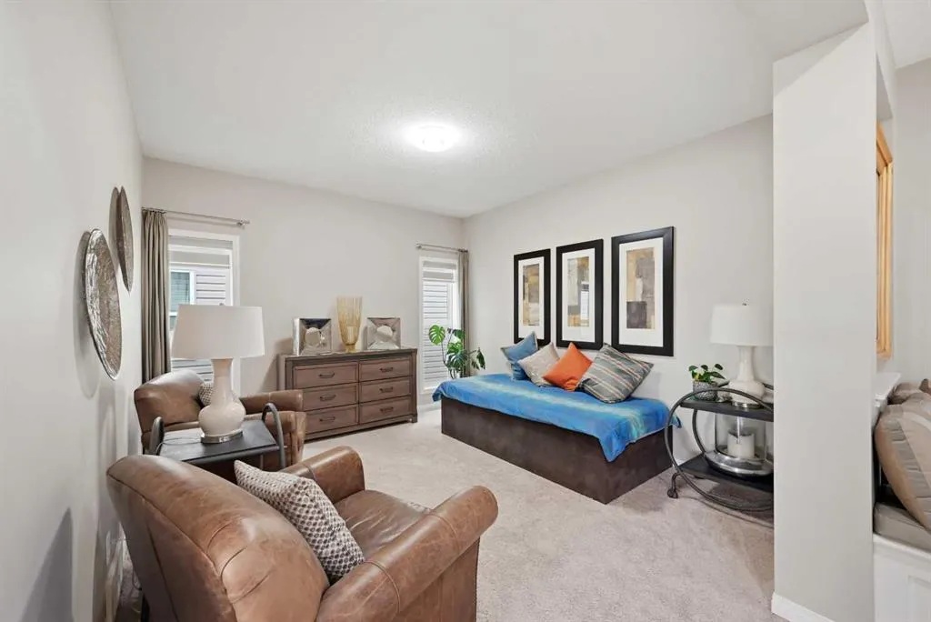 156 Skyview Shores Manor NE