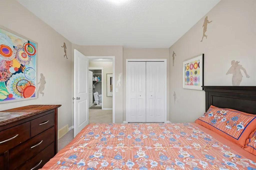 156 Skyview Shores Manor NE
