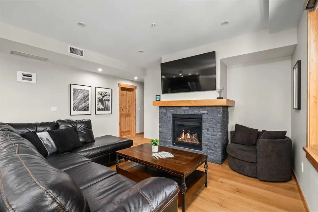 1408 Spring Creek Gate #210