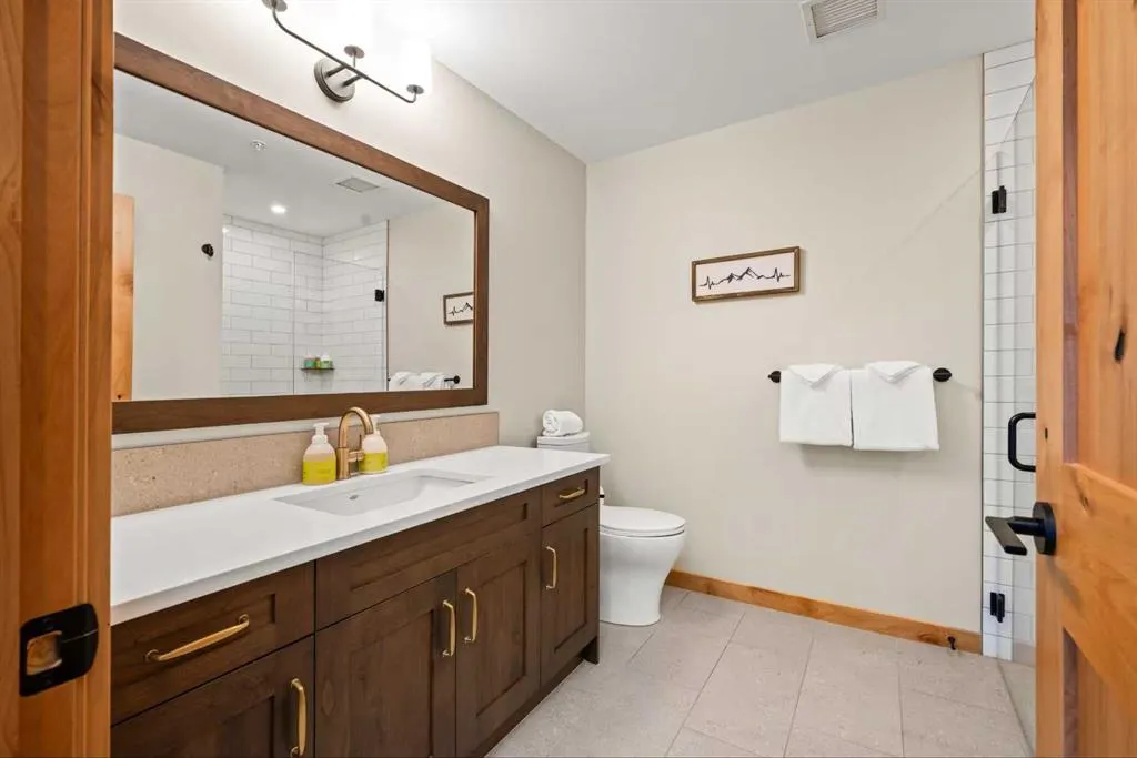 1408 Spring Creek Gate #210