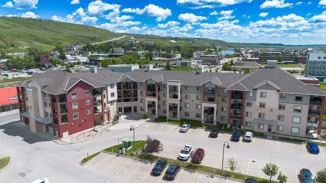 505 Railway Street W #1316