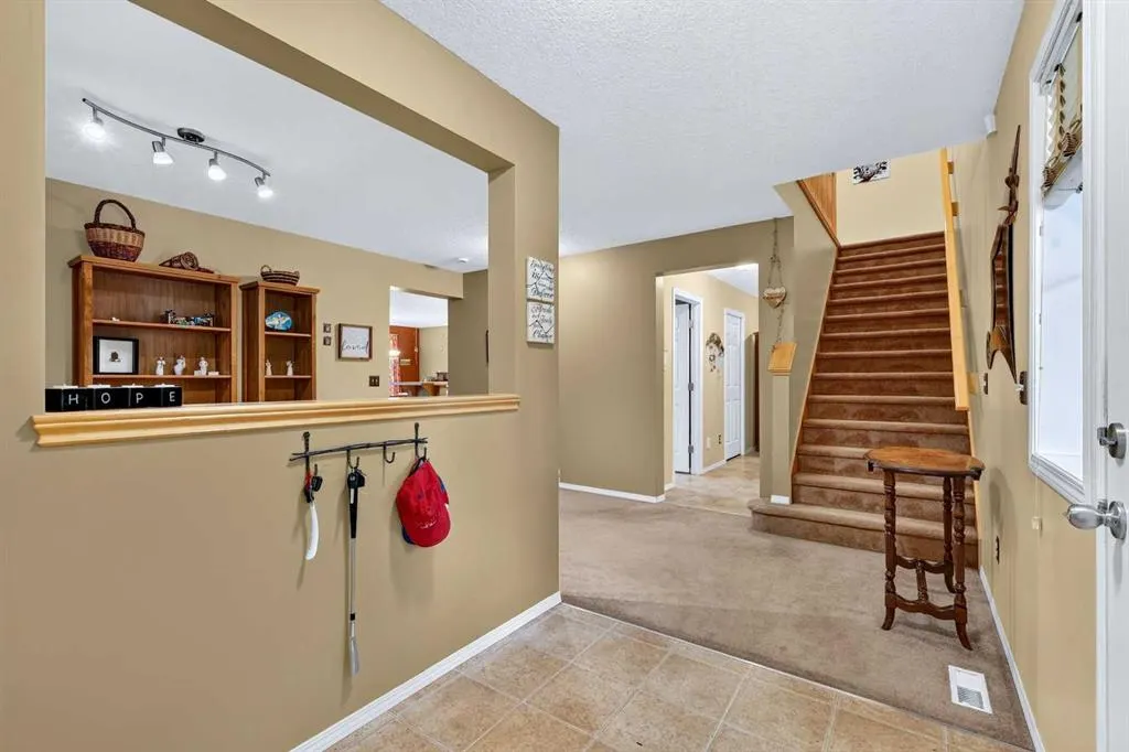 14 Evergreen Common SW