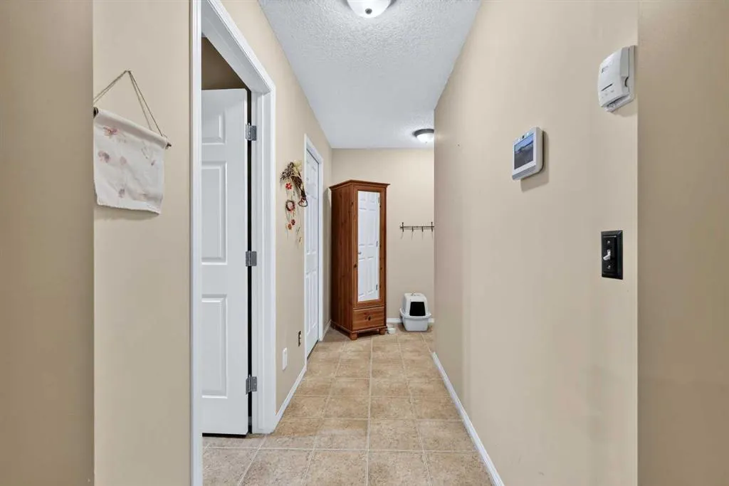 14 Evergreen Common SW