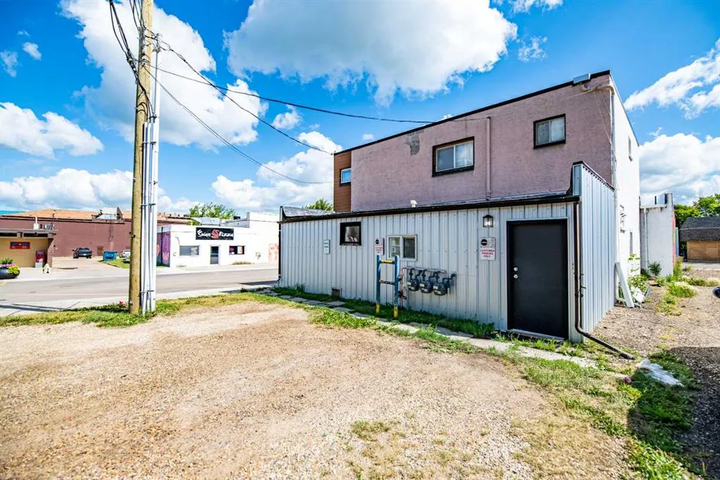 5016 50 Street #1