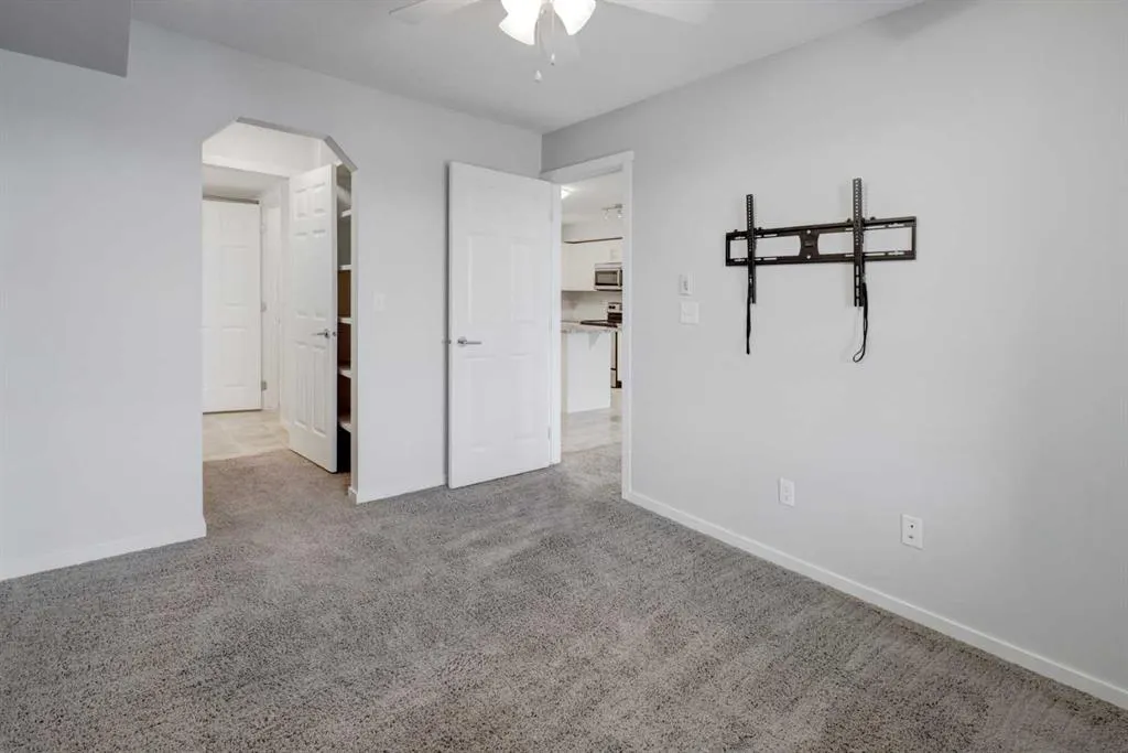 99 Copperstone Park SE #1310