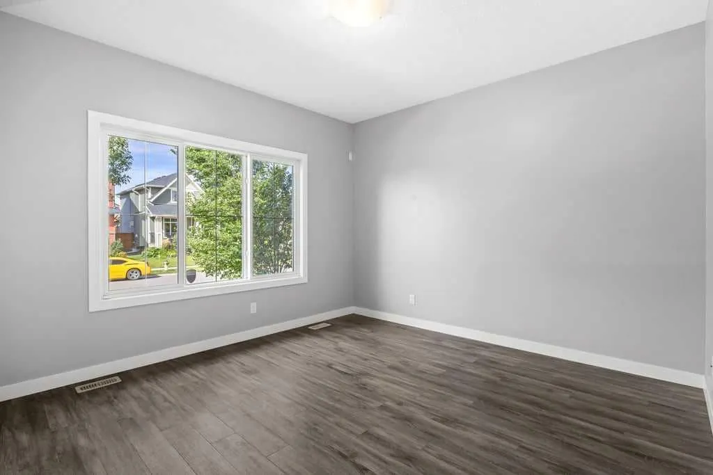 338 Fireside Boulevard