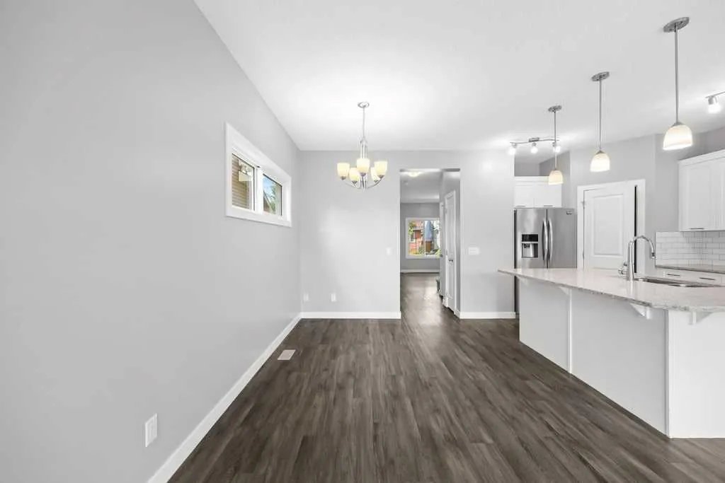 338 Fireside Boulevard