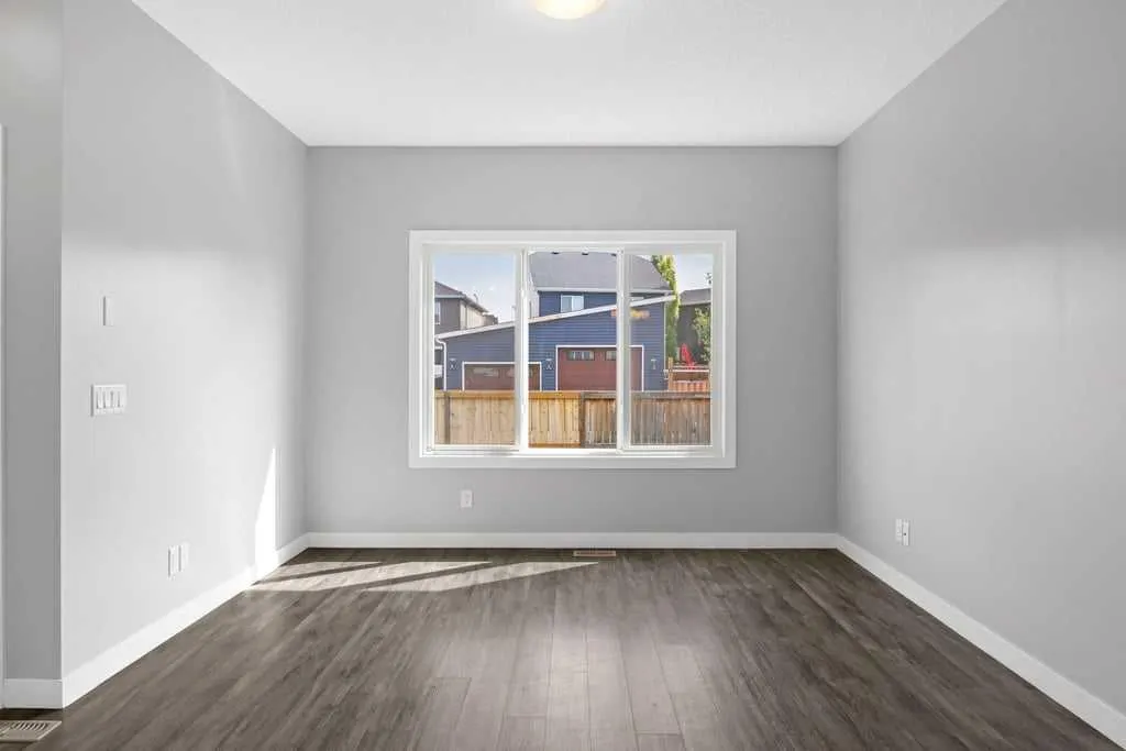 338 Fireside Boulevard