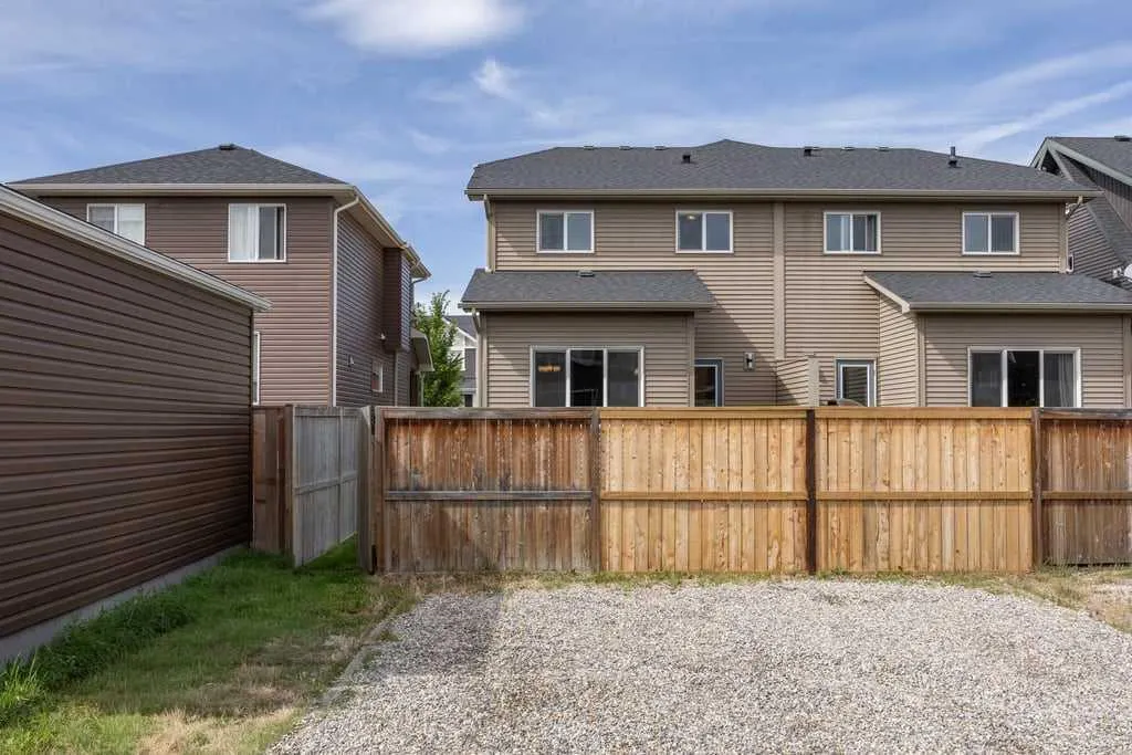 338 Fireside Boulevard