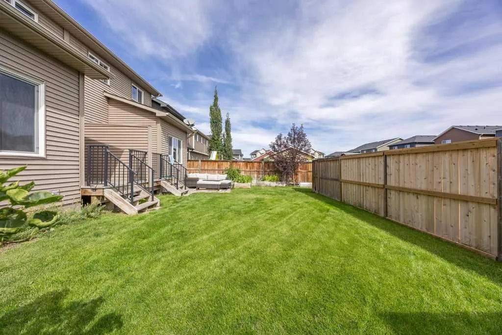 338 Fireside Boulevard
