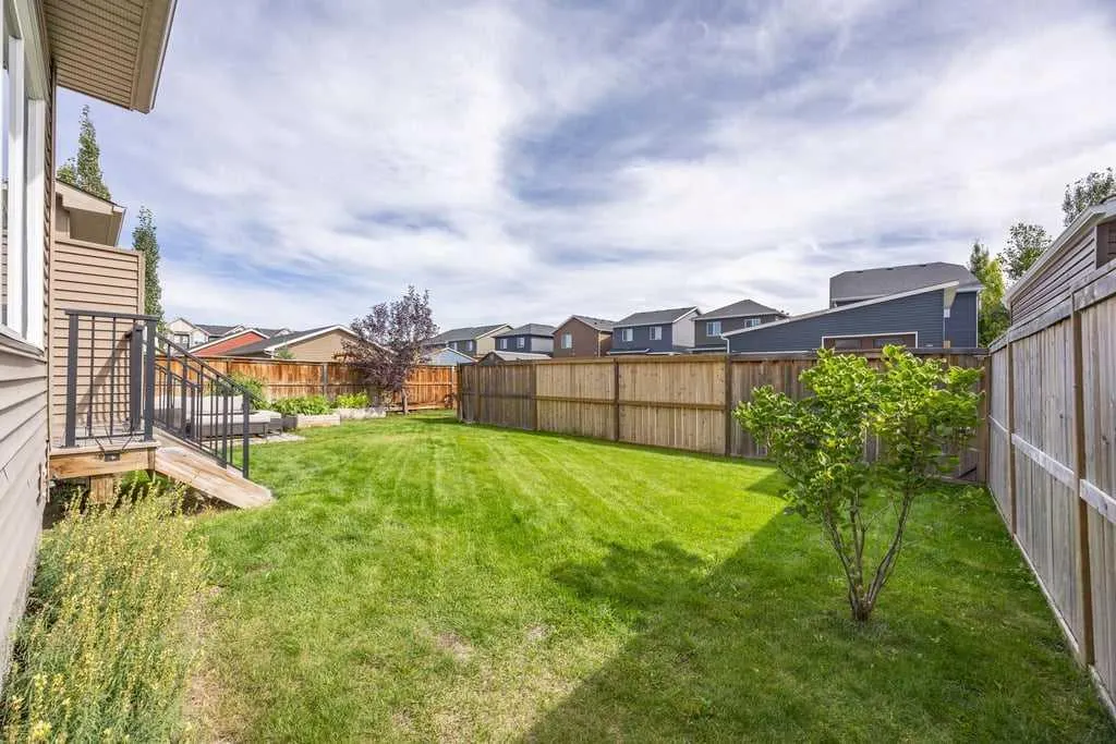 338 Fireside Boulevard