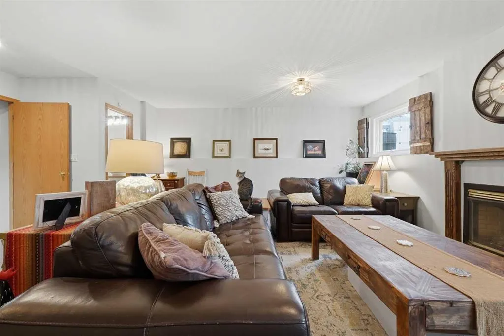 37 Sunrise Crescent