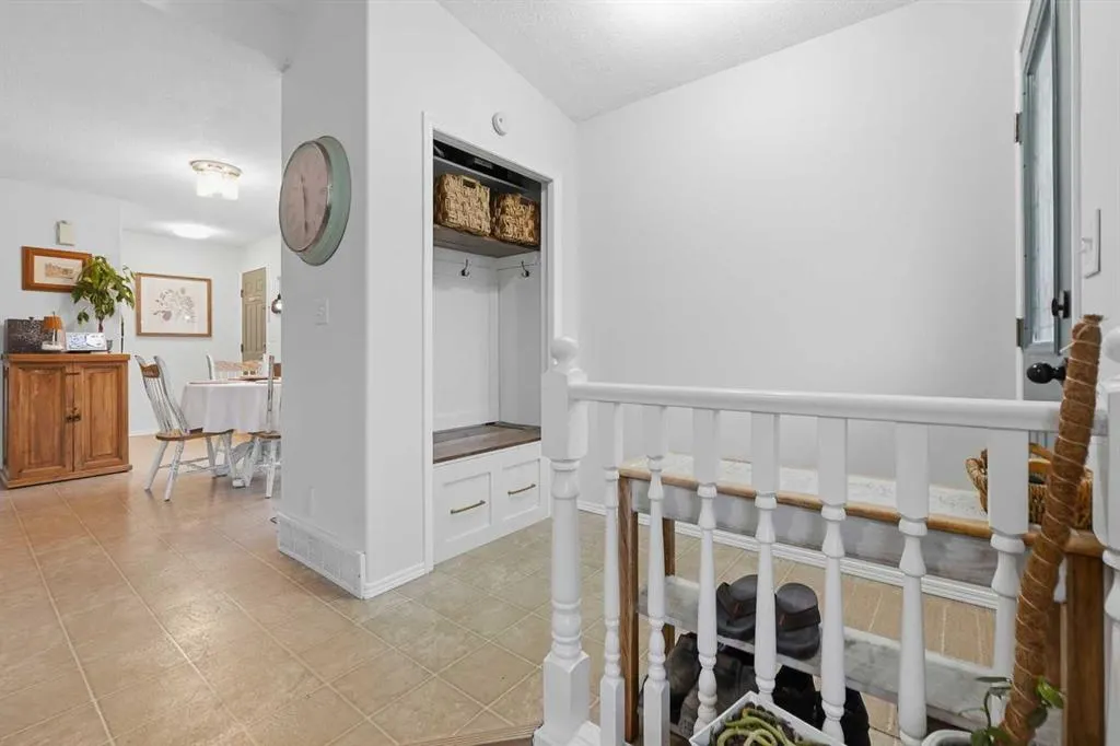 37 Sunrise Crescent