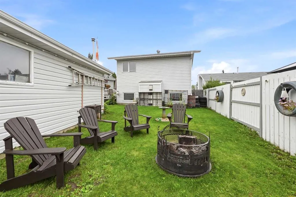 37 Sunrise Crescent