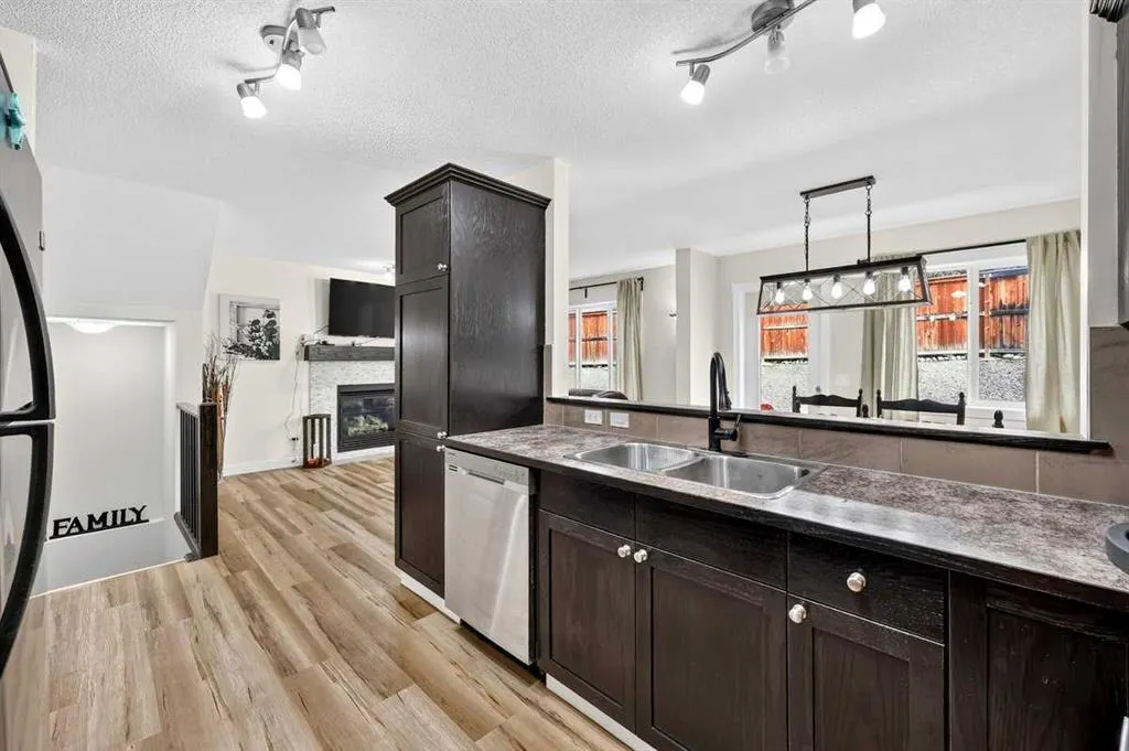 74 Heritage Landing