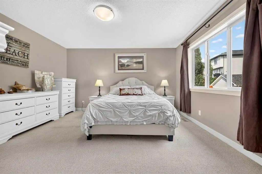74 Heritage Landing