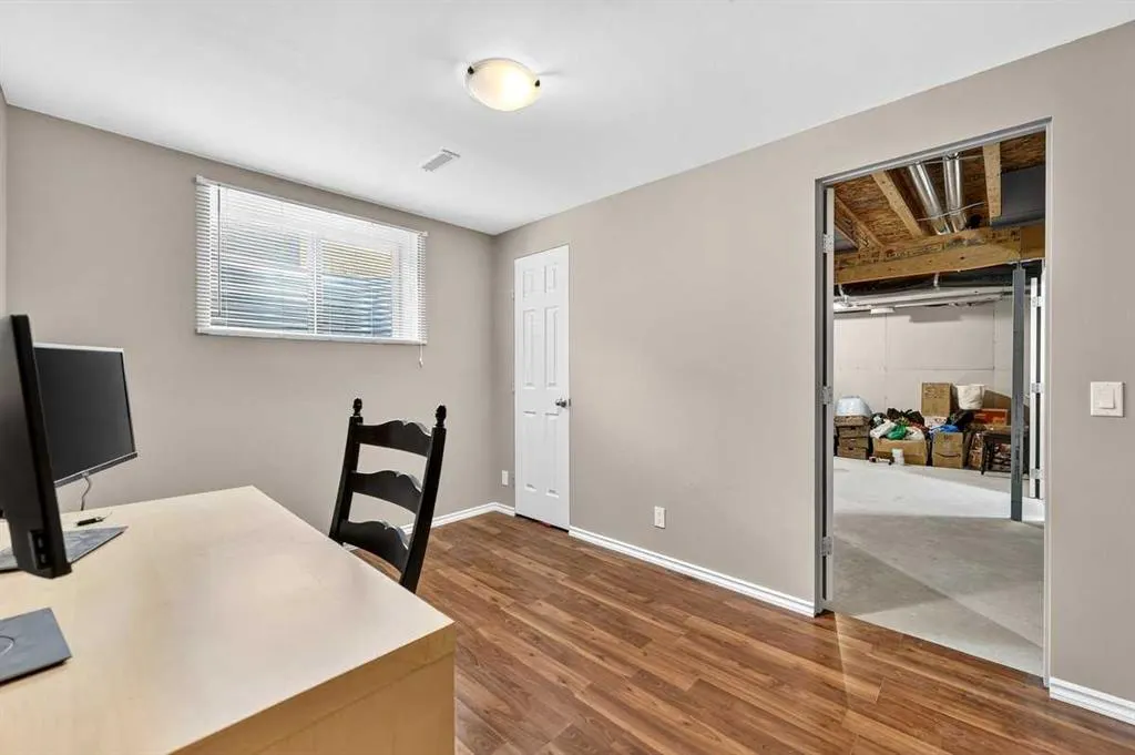 74 Heritage Landing